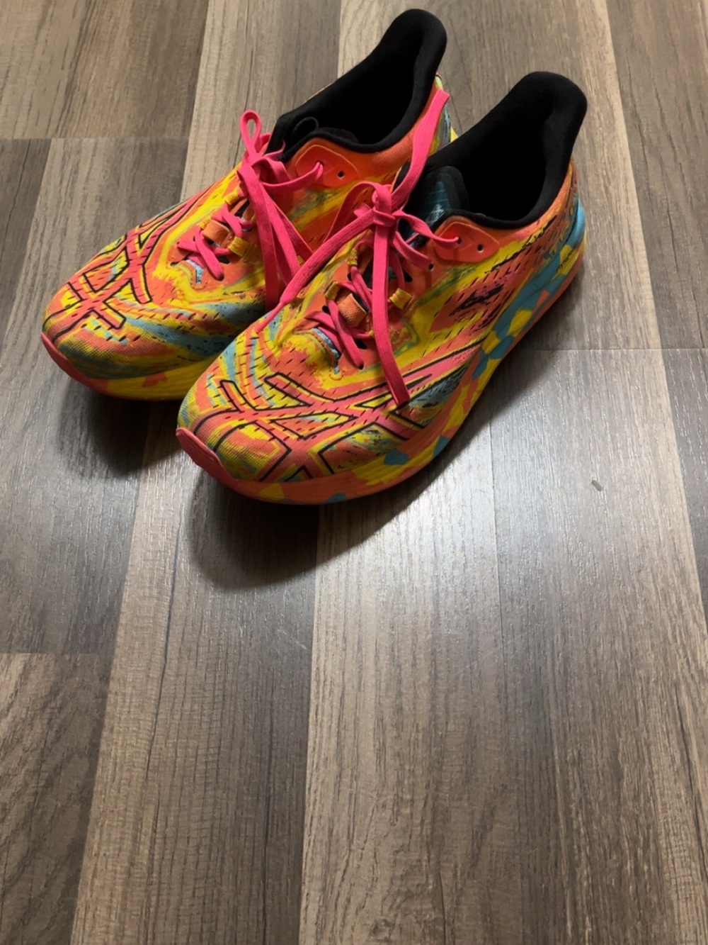 ASICS Noosa Tri 15 Women’s Pink Yellow Blue 10.5 Athletic Running Shoes